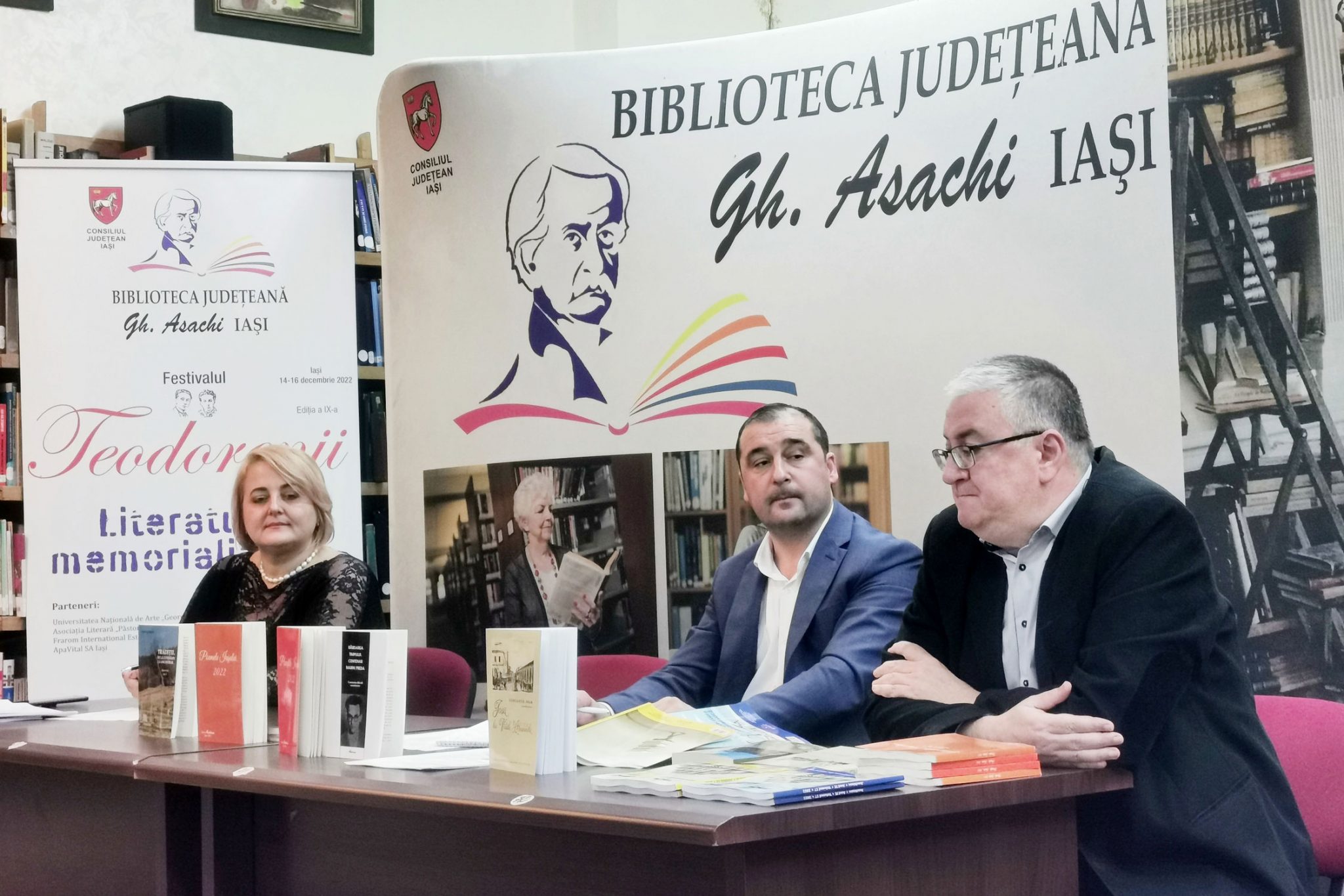 „Cărțile BJ Iași”: prezentarea volumului de interviuri Tradiții. De la cotidian la ancestral, de Dumitru Șerban